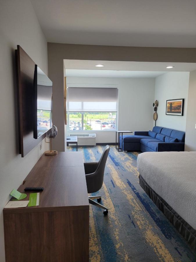 La Quinta Inn & Suites By Wyndham เทอร์เรลล์ ภายนอก รูปภาพ