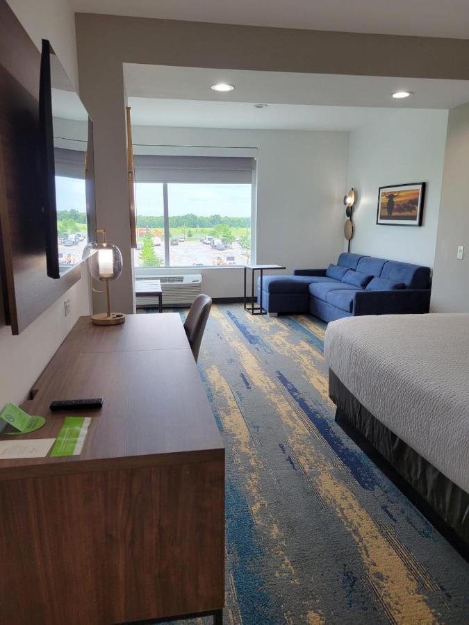 La Quinta Inn & Suites By Wyndham เทอร์เรลล์ ภายนอก รูปภาพ