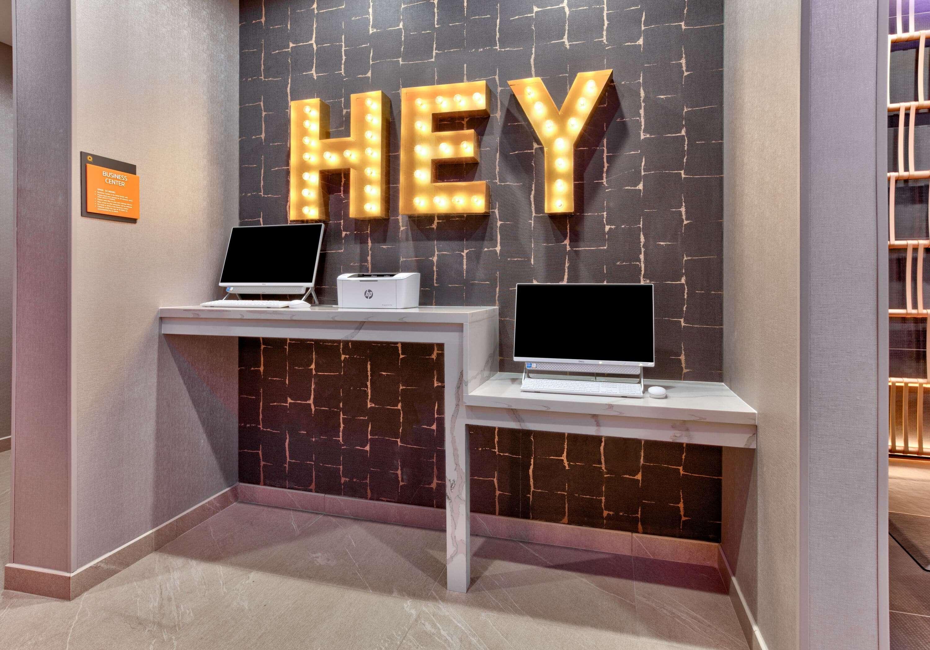 La Quinta Inn & Suites By Wyndham เทอร์เรลล์ ภายนอก รูปภาพ