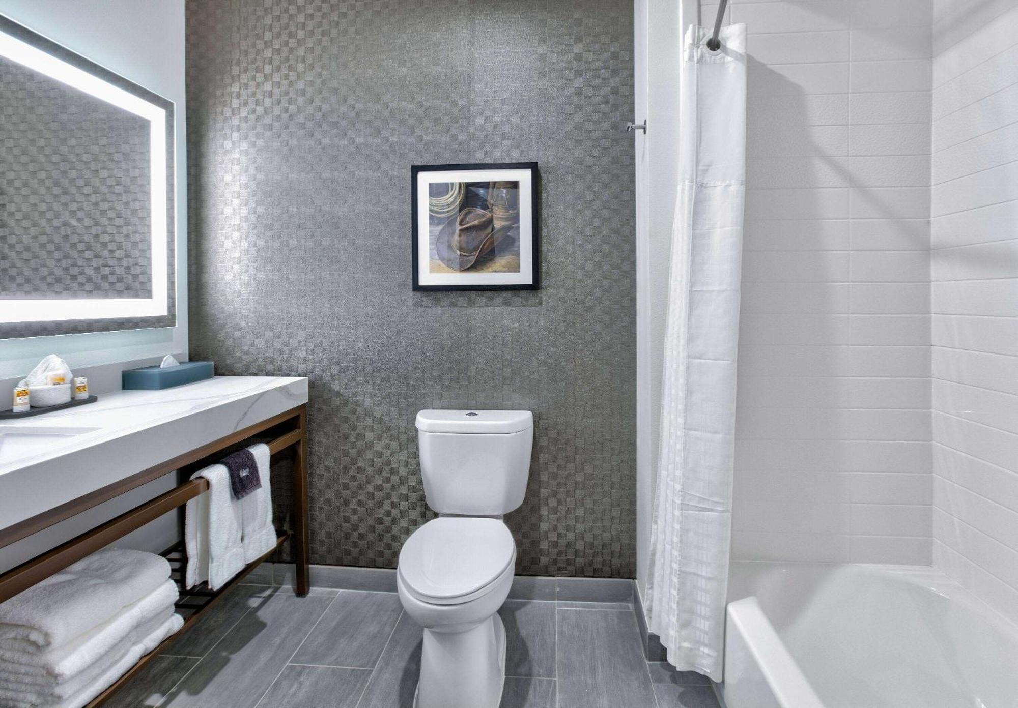 La Quinta Inn & Suites By Wyndham เทอร์เรลล์ ภายนอก รูปภาพ